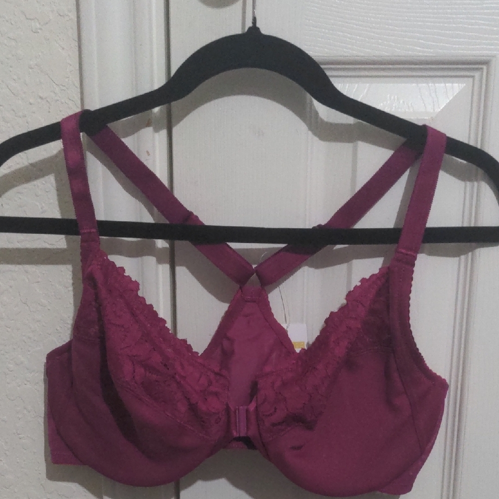 Delimira Magenta Purple Lace Underwire Front Close Bra. Size 36D NWT